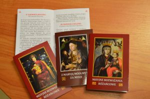 Odmawiając różaniec pamiętajmy o misjach